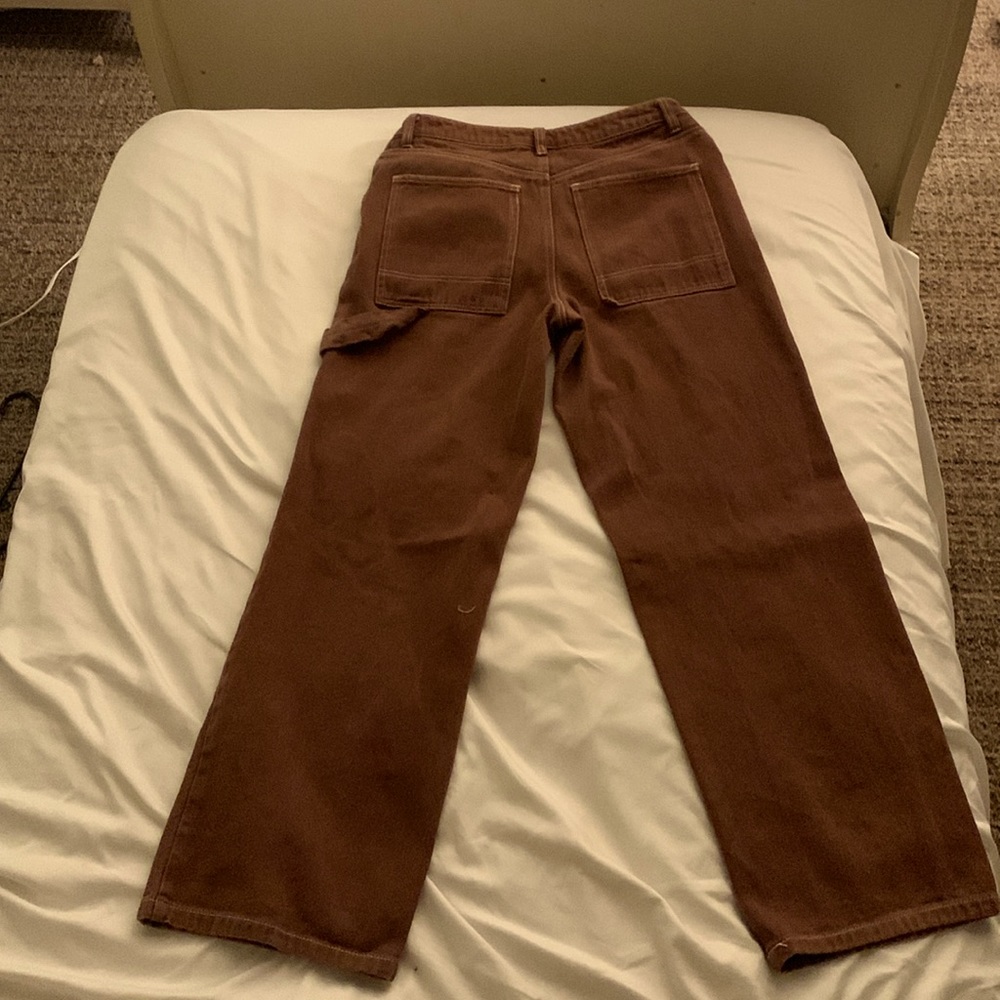 This burgundy cargos are so cute someone would be really lucky with these 👌🤩